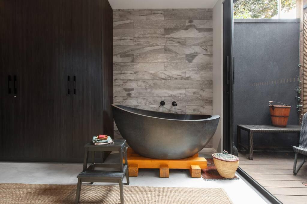 فندق Zen State Of Mind - Calming Richmond Retreat ملبورن المظهر الخارجي الصورة